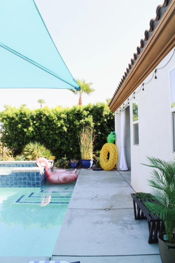 Entire Bungalow W/ Private Pool Near Palm Springs! Indio Eksteriør billede
